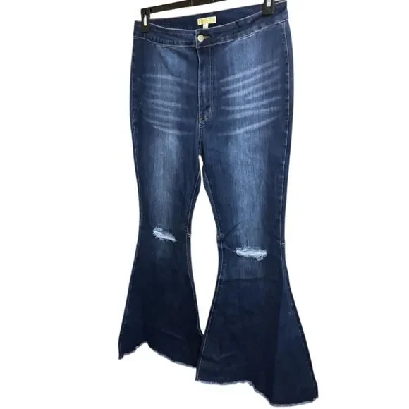 HomeFolk/L&B Dark Wash Distressed Knee Flare Jeans NWT - Picture 6 of 14